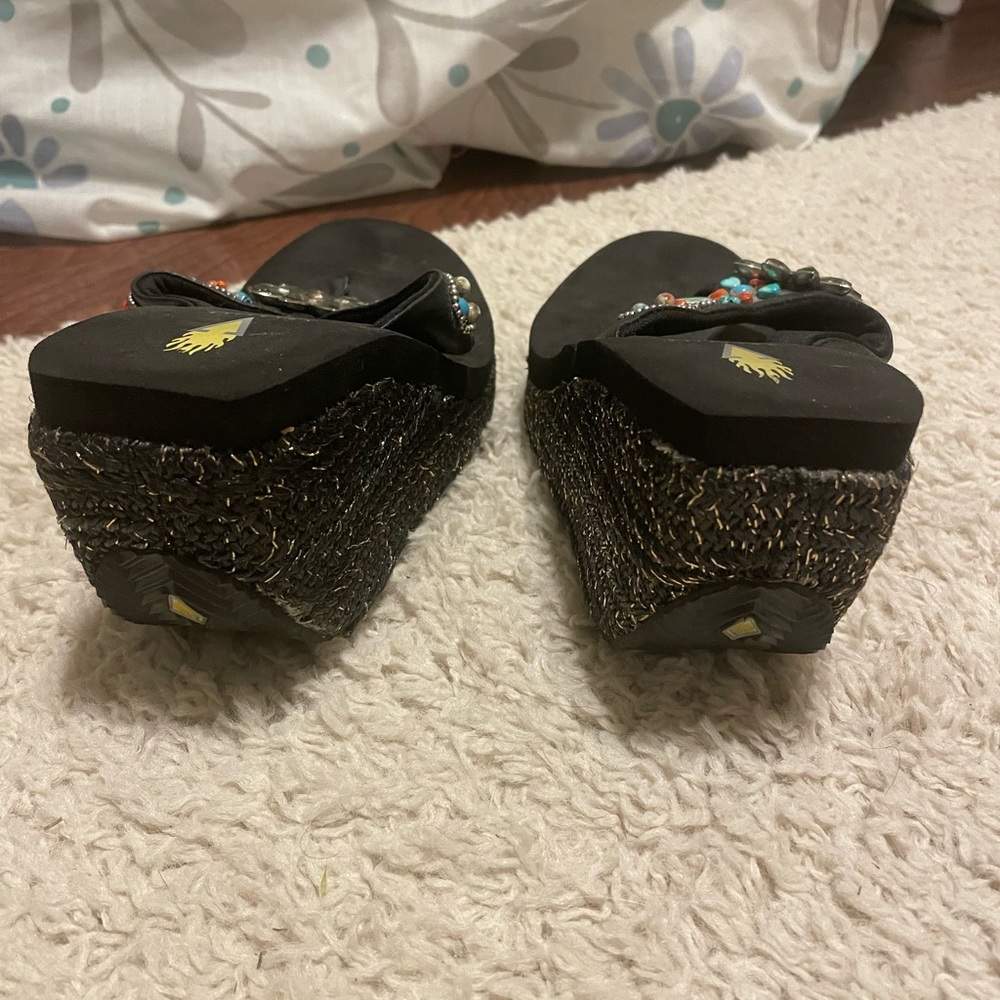 Volatile Wedges - Picture 8 of 9